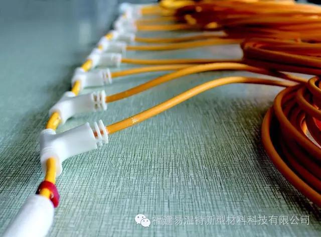 什么是碳纤维地暖！(图1)